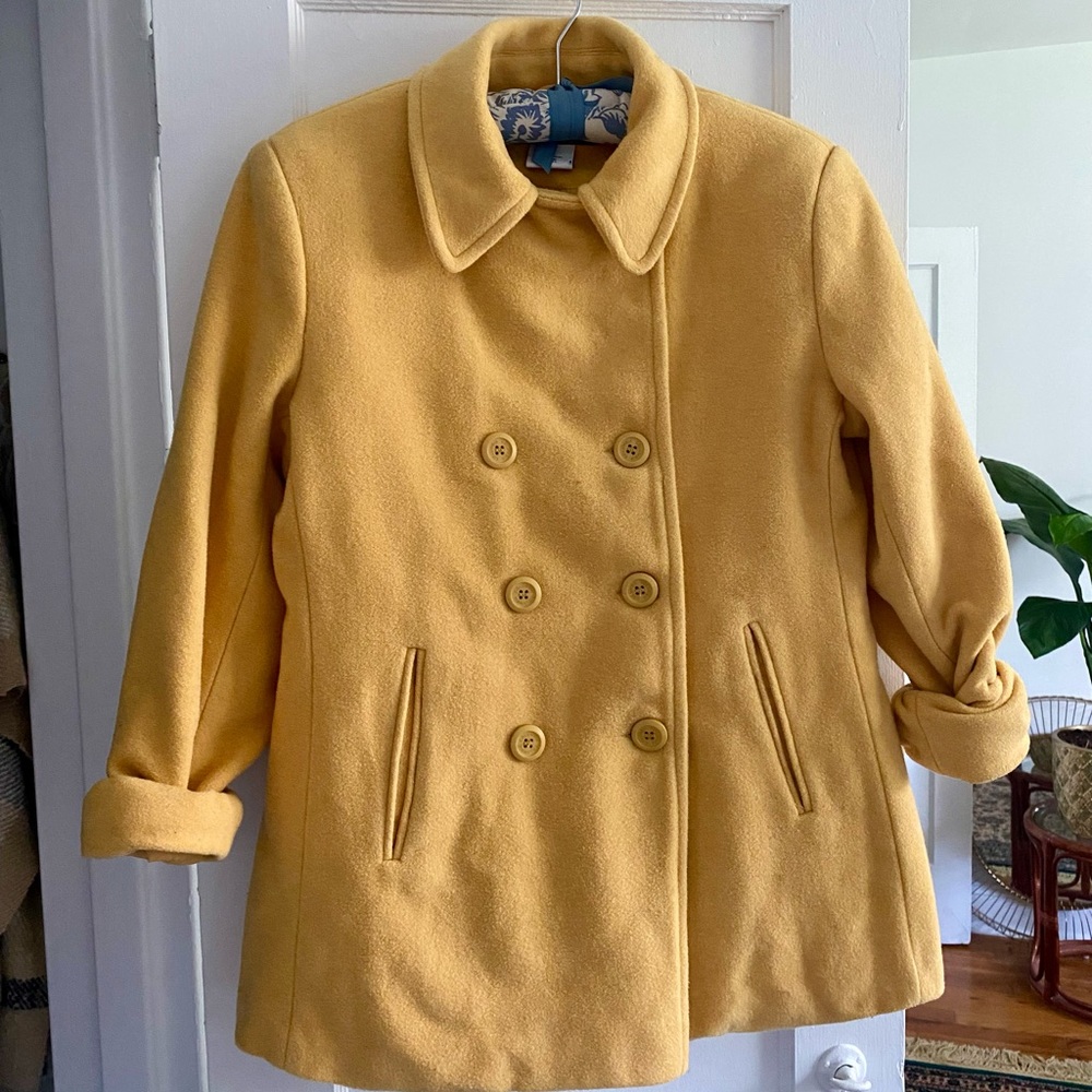 Size L Columbia peacoat